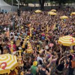 Banda Eva abre segundo dia do Carnaval de rua de São Paulo e arrasta multidão na Faria Lima